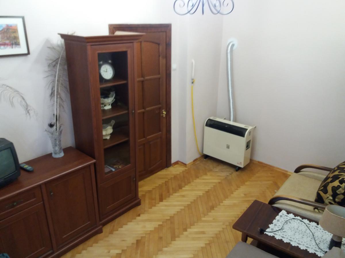 Pylnykarska 6 Lviv Exterior foto